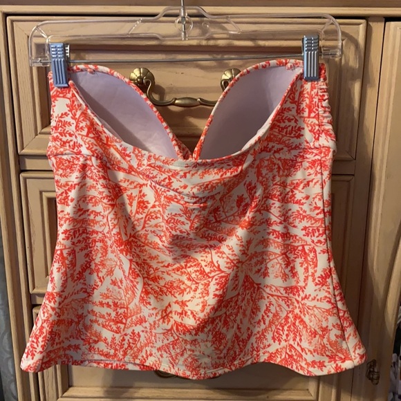 Old Navy Coral Print Tankini - Picture 5 of 10